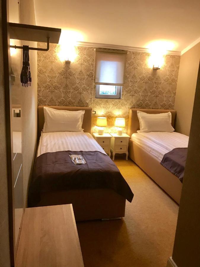 Vila 18 Hotel Boutique 布加勒斯特 外观 照片