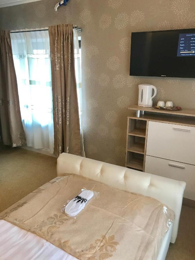 Vila 18 Hotel Boutique 布加勒斯特 外观 照片