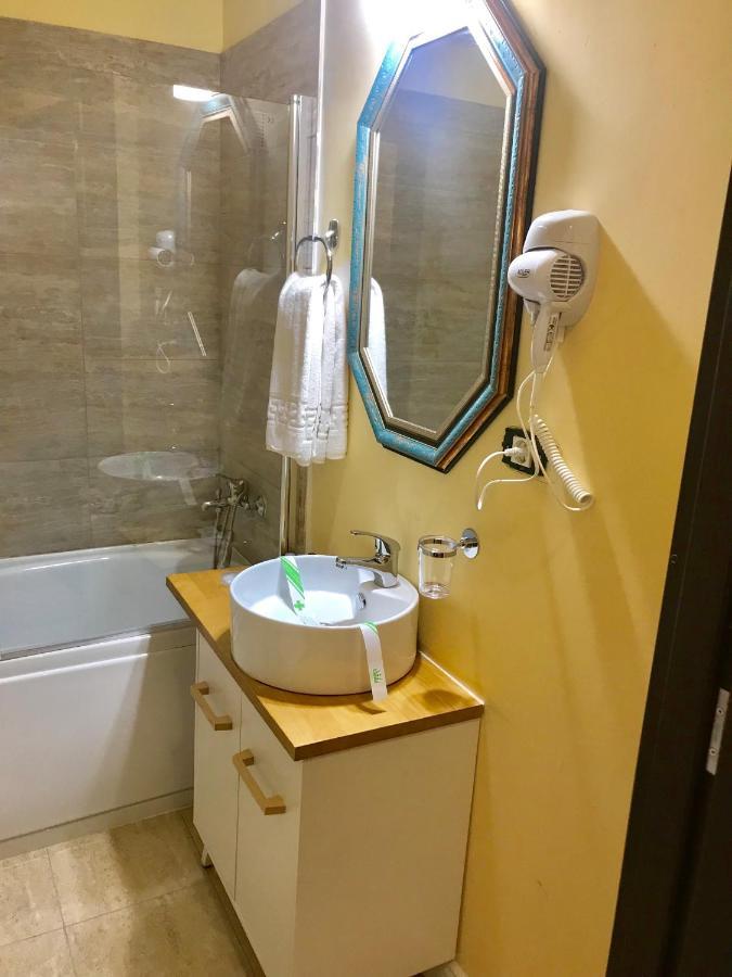 Vila 18 Hotel Boutique 布加勒斯特 外观 照片
